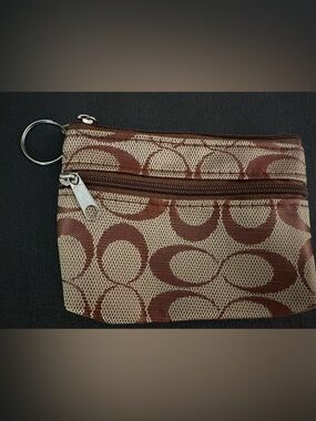 Coach Keychain Beige Brown Wallet Zipper Pockets New in Bag